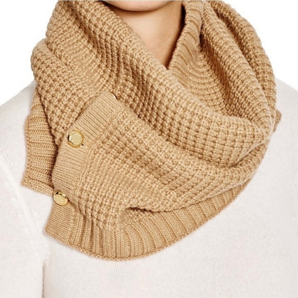 Michael Kors Tan Waffle Knit Neck Warmer Scarf w/ Gold Buttons NWT